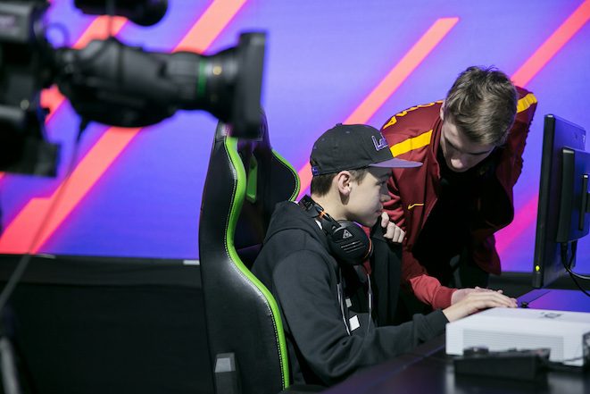 Galeria De Fotos Da EA SPORTS FIFA 18 FUT Champions Cup De Barcelona