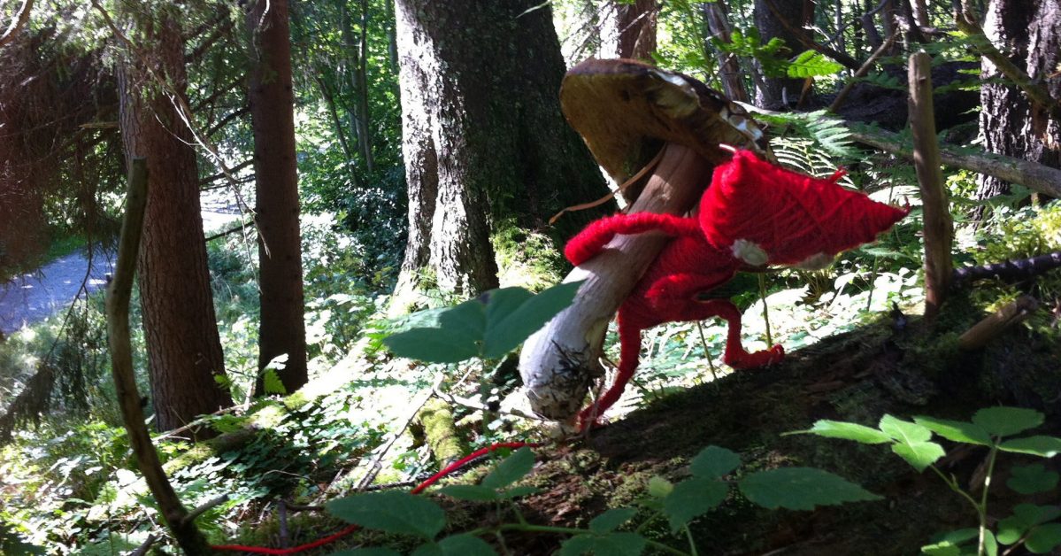 Yarny doll based off of the video game Unravel by EA Games -  Portugal