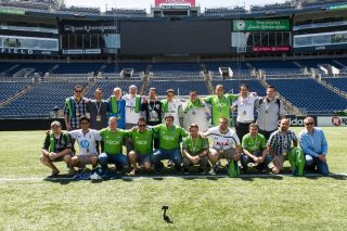 FIFA 15 unveils Clint Dempsey cover with banner at Sounders game