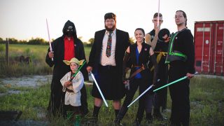 Jake et des amis pour un cosplay Star Wars