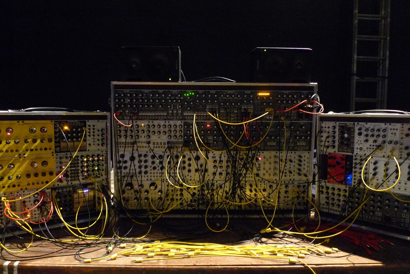 Synth Synth