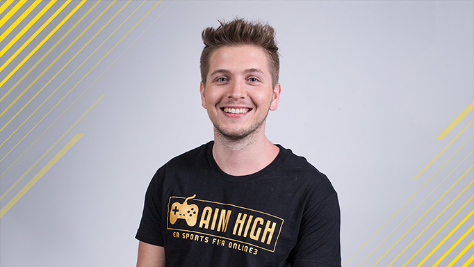 Ivan Boraslegend Lapanje訪問 Fifa 17 Ultimate Team系列錦標賽